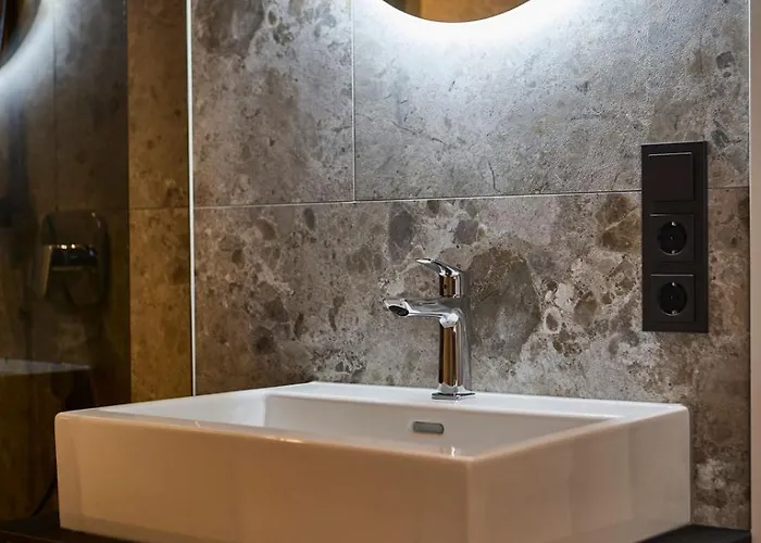 Mila * ザールバッハ・ヒンターグレム