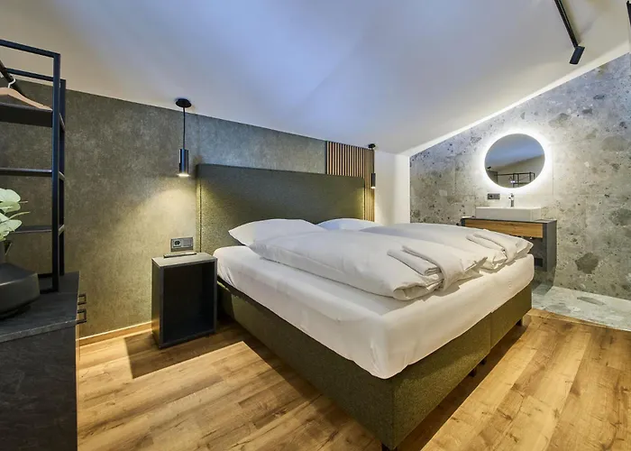 アパート Mila ザールバッハ・ヒンターグレム