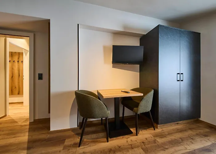 Mila ザールバッハ・ヒンターグレム